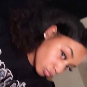 Meet your Posher, Amirah